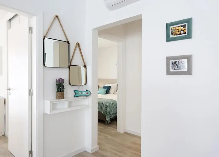 T2-enjoy アパート *